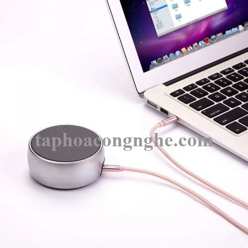 Ugreen 30817 3M màu Hồng Cáp âm thanh 2 đầu 3.5mm dương AV112 30030817